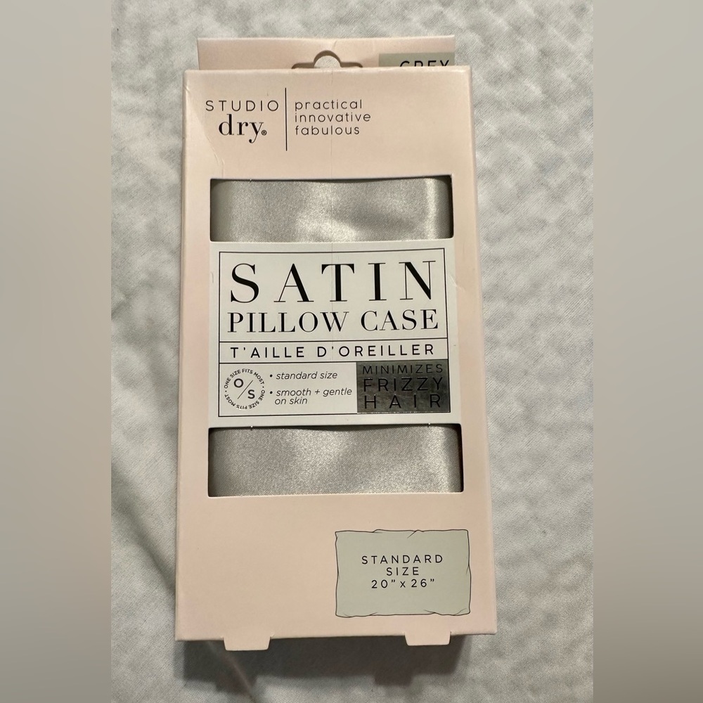 🥂Studio Dry Satin Pillow Case Grey Standard Size